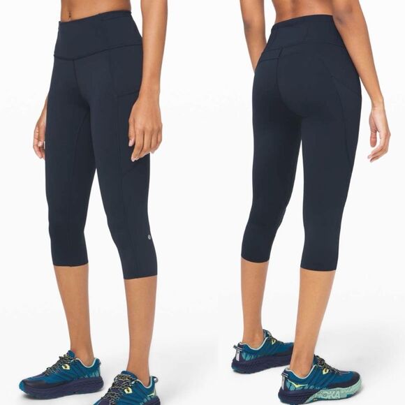 Lululemon Fast and Free Crop II 19" True Navy Blue Sz 4 Legging Workout Gym Run - Picture 1 of 12